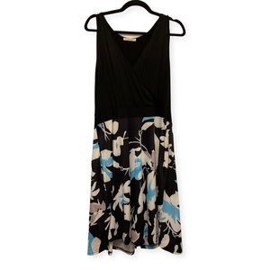Blue, white, and black floral fit and flare v-neck sleeveless dress, Sz XL